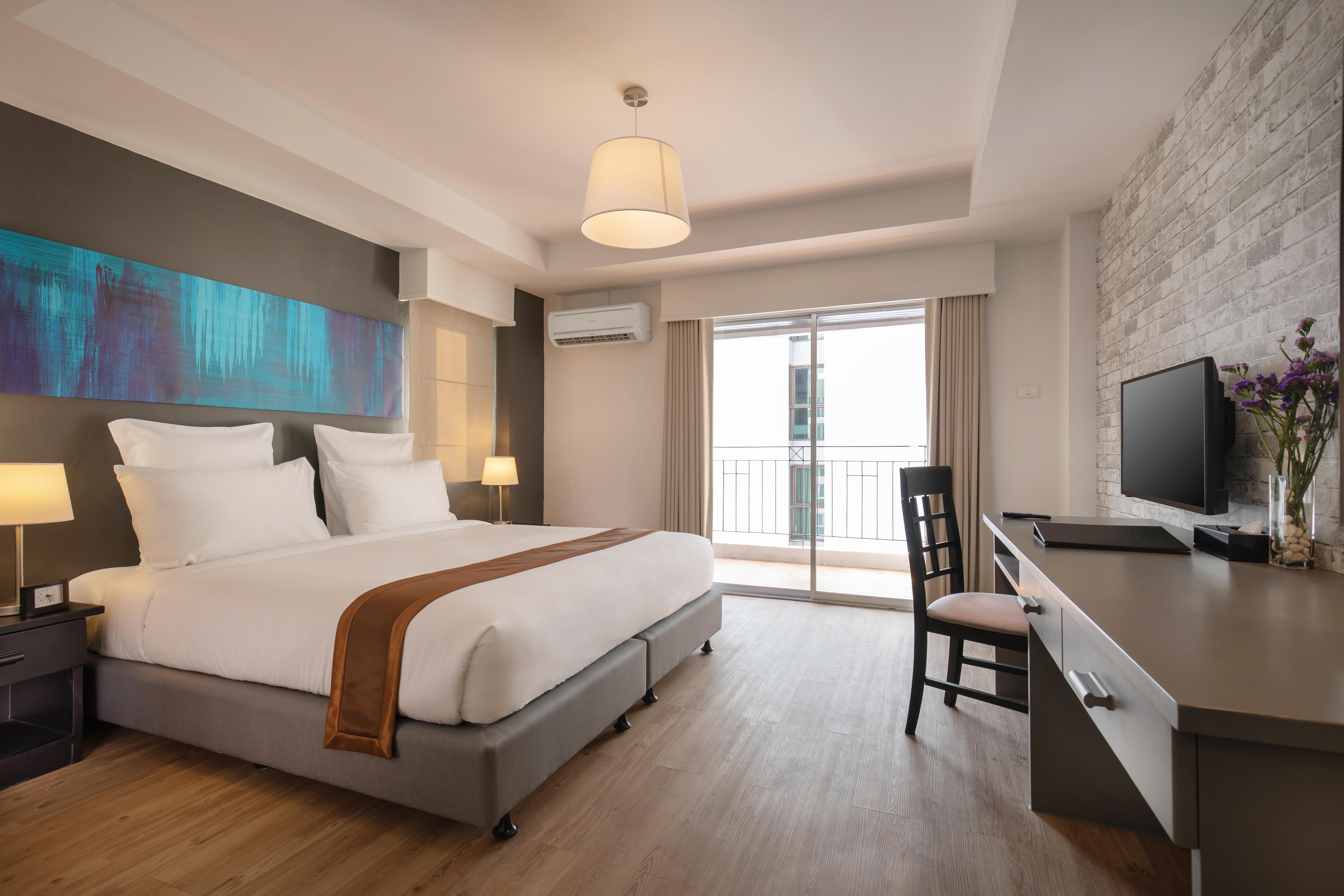 Journeyhub Pattaya Central Екстер'єр фото
