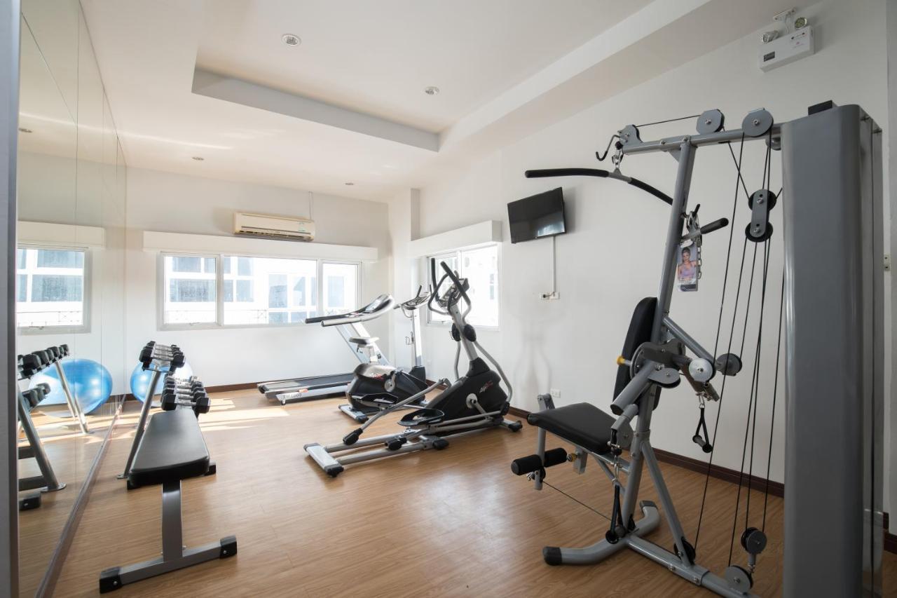 Journeyhub Pattaya Central Екстер'єр фото