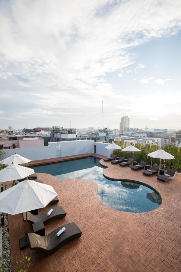 Journeyhub Pattaya Central Екстер'єр фото